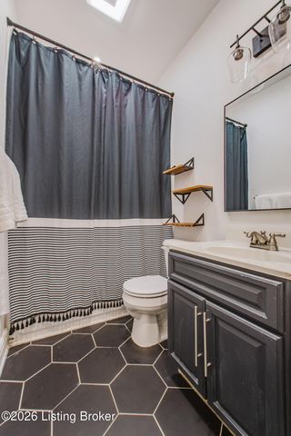 1348 S Floyd St, Louisville, KY 40208