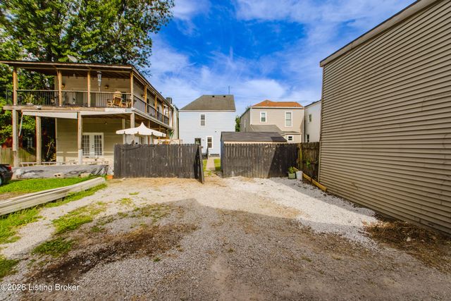 1348 S Floyd St, Louisville, KY 40208