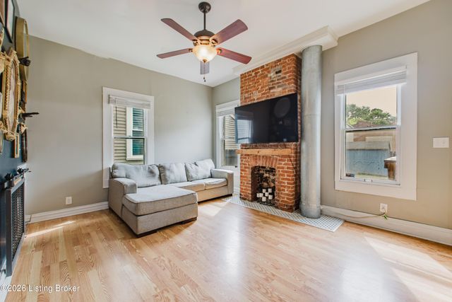 1348 S Floyd St, Louisville, KY 40208