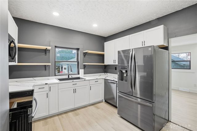 124 Englewood Road, Springfield, OH 45504