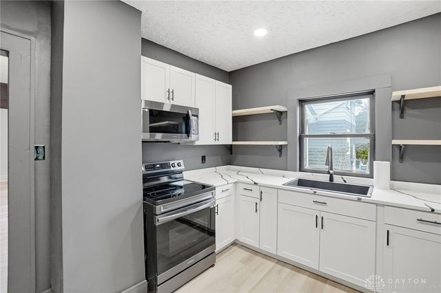 124 Englewood Road, Springfield, OH 45504