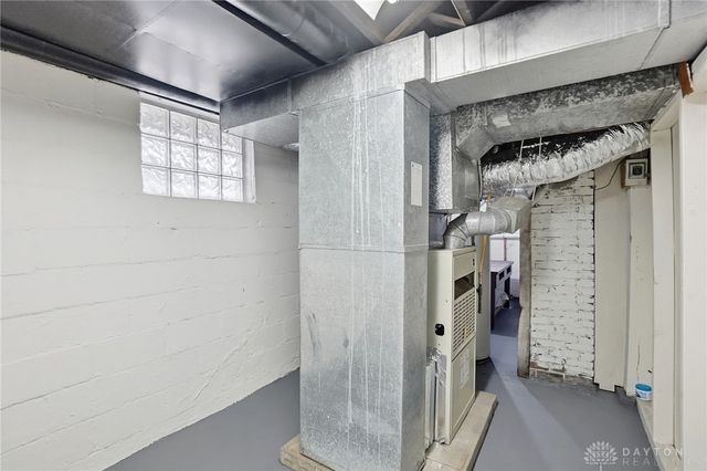 124 Englewood Road, Springfield, OH 45504