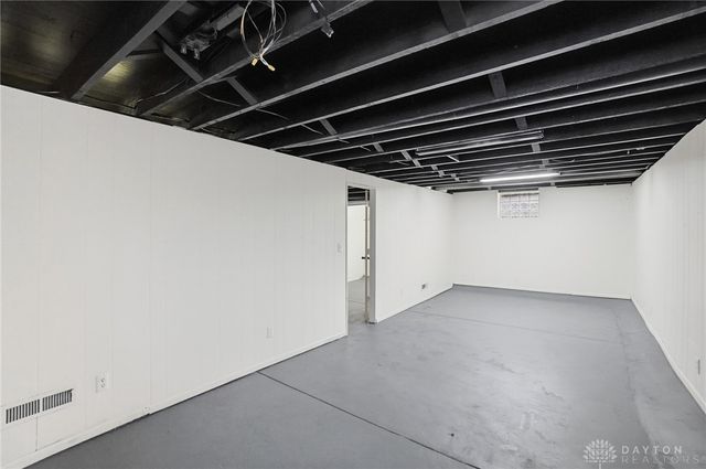 124 Englewood Road, Springfield, OH 45504