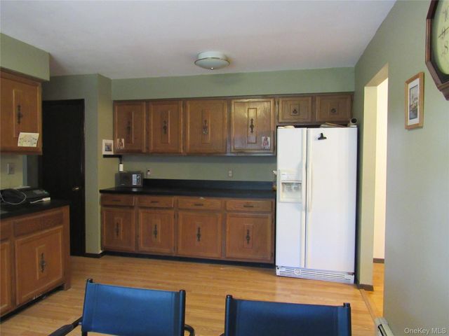 37 Sunset Drive, Shirley, NY 11967