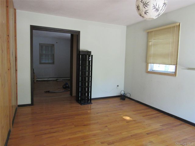 37 Sunset Drive, Shirley, NY 11967