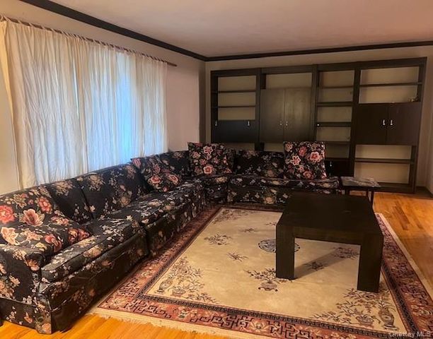 37 Sunset Drive, Shirley, NY 11967