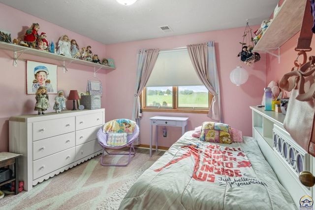 1545 E Street, Osage City, KS 66523