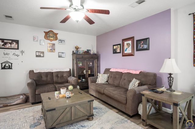 1545 E Street, Osage City, KS 66523