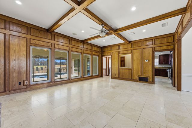 3332 Gatwick Place, Farmers Branch, TX 75234