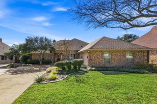 3332 Gatwick Place, Farmers Branch, TX 75234