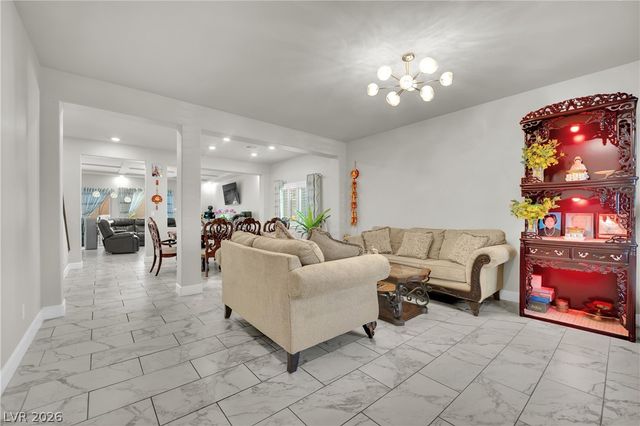8373 Bartholomew Park Court, Las Vegas, NV 89139