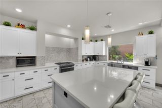 8373 Bartholomew Park Court, Las Vegas, NV 89139