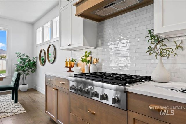 L14 B1 Midberry Ct, Nampa, ID 83687