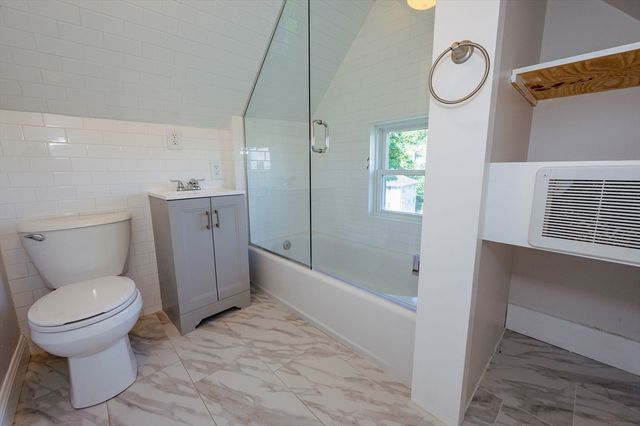 87 Independence Ave 2, Quincy, MA 02169