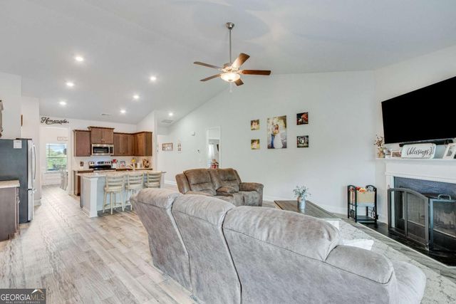 77 Midnight Run S, Dawsonville, GA 30534