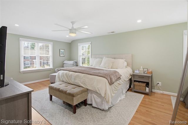 186 Westwood Drive, Bloomfield Hills, MI 48301