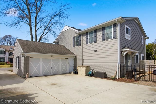 186 Westwood Drive, Bloomfield Hills, MI 48301