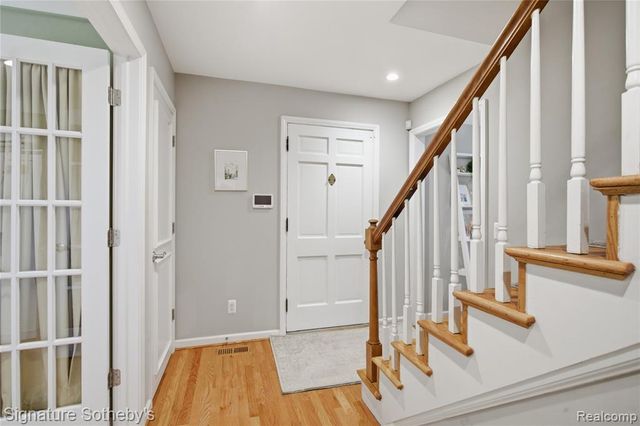 186 Westwood Drive, Bloomfield Hills, MI 48301