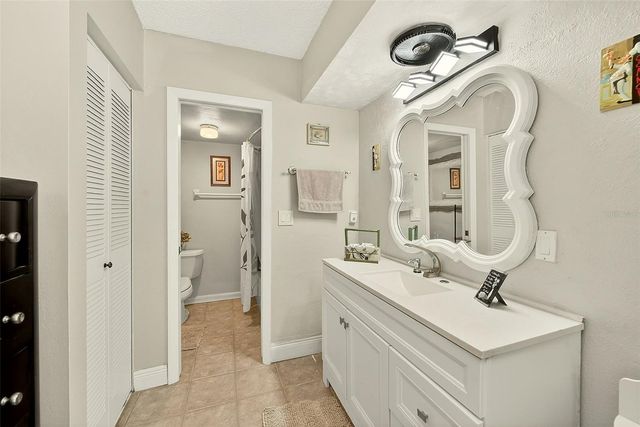 700 STARKEY ROAD 1216, Largo, FL 33771