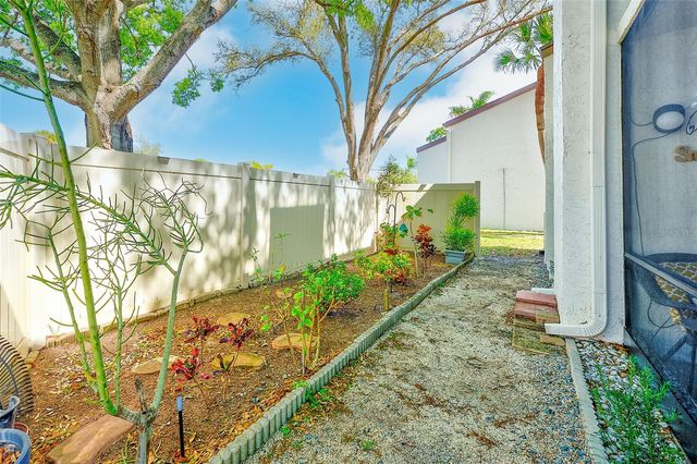 700 STARKEY ROAD 1216, Largo, FL 33771