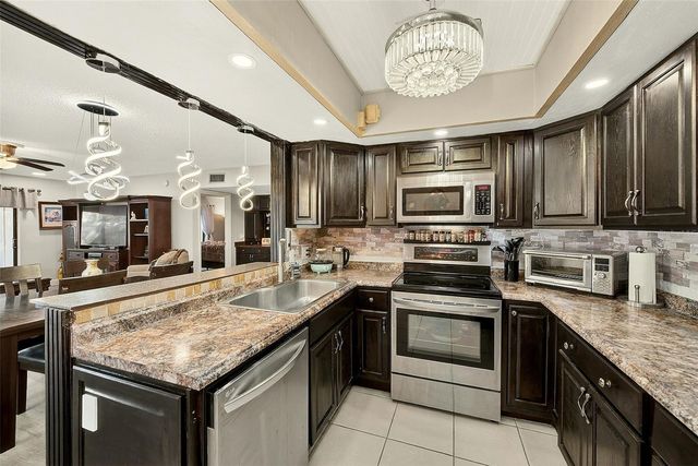 700 STARKEY ROAD 1216, Largo, FL 33771