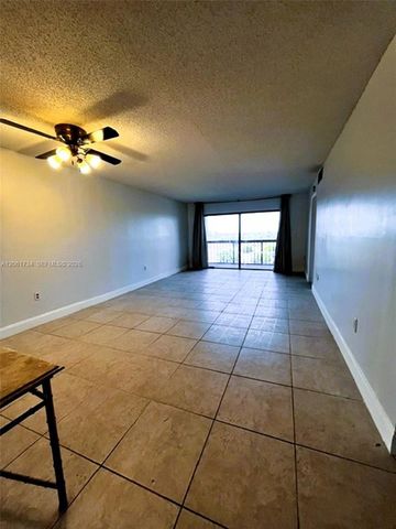 10145 NW 9th St Circle 7-505, Miami, FL 33172