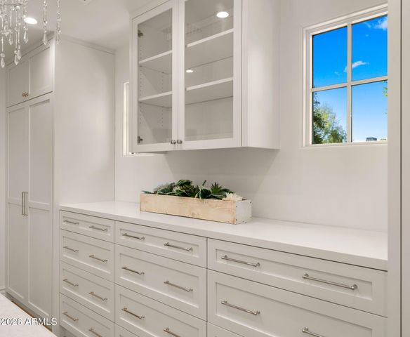 8501 N GOLF Drive, Paradise Valley, AZ 85253