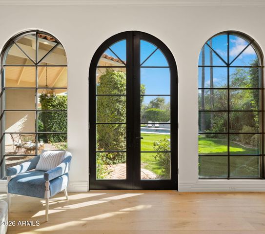 8501 N GOLF Drive, Paradise Valley, AZ 85253