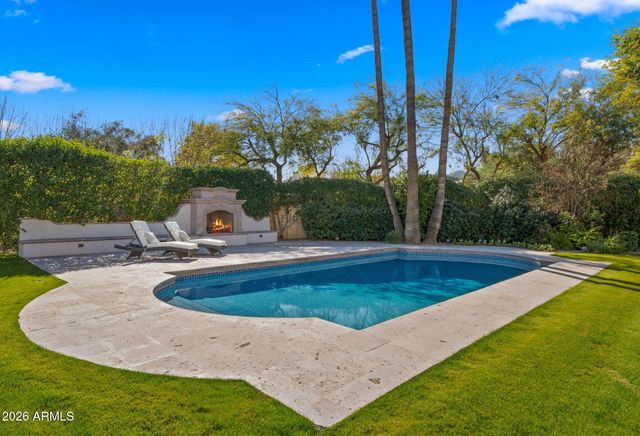 8501 N GOLF Drive, Paradise Valley, AZ 85253