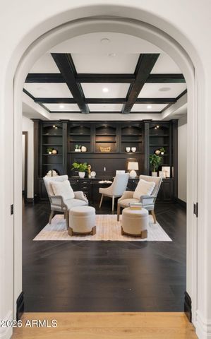 8501 N GOLF Drive, Paradise Valley, AZ 85253