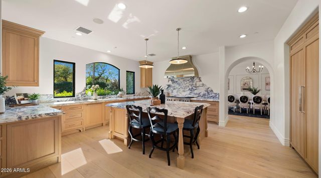 8501 N GOLF Drive, Paradise Valley, AZ 85253