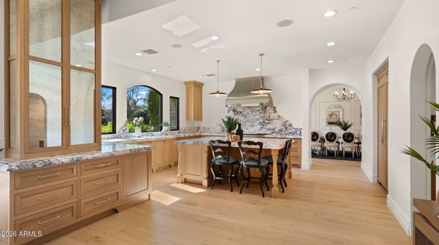 8501 N GOLF Drive, Paradise Valley, AZ 85253