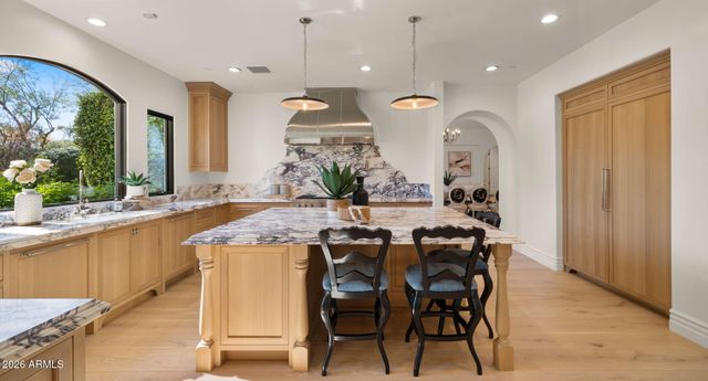 8501 N GOLF Drive, Paradise Valley, AZ 85253