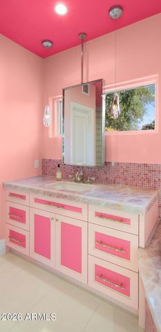 8501 N GOLF Drive, Paradise Valley, AZ 85253