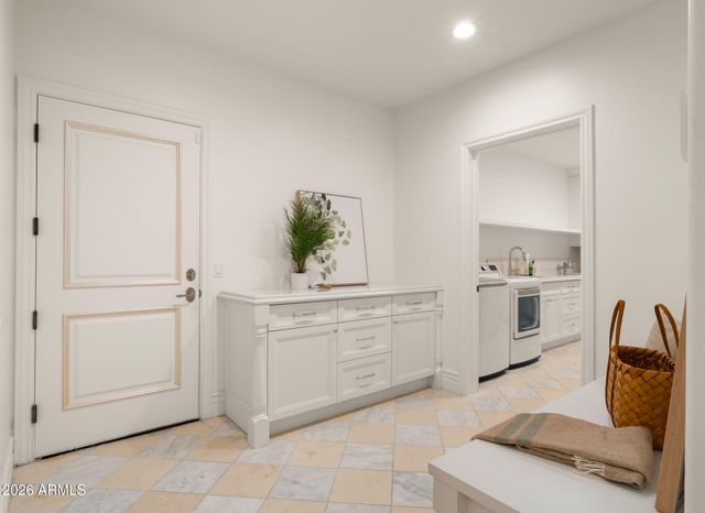 8501 N GOLF Drive, Paradise Valley, AZ 85253