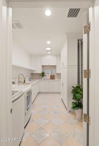 8501 N GOLF Drive, Paradise Valley, AZ 85253