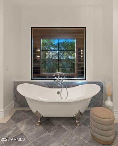 8501 N GOLF Drive, Paradise Valley, AZ 85253