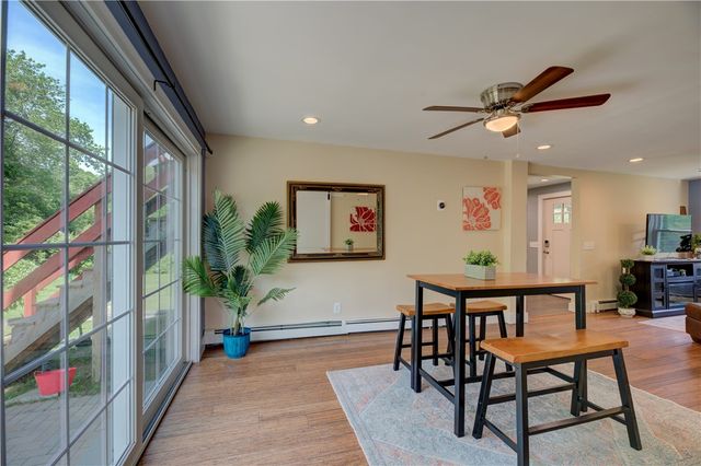 535 Ten Rod Road B, North Kingstown, RI 02852