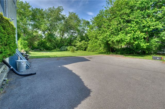535 Ten Rod Road B, North Kingstown, RI 02852
