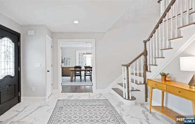 17 Doremus Road, Mahwah, NJ 07430