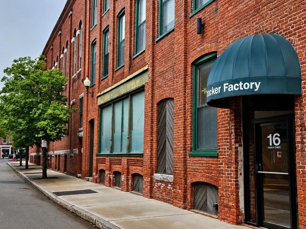 16 Church St Ste 4B, Keene, NH 03431