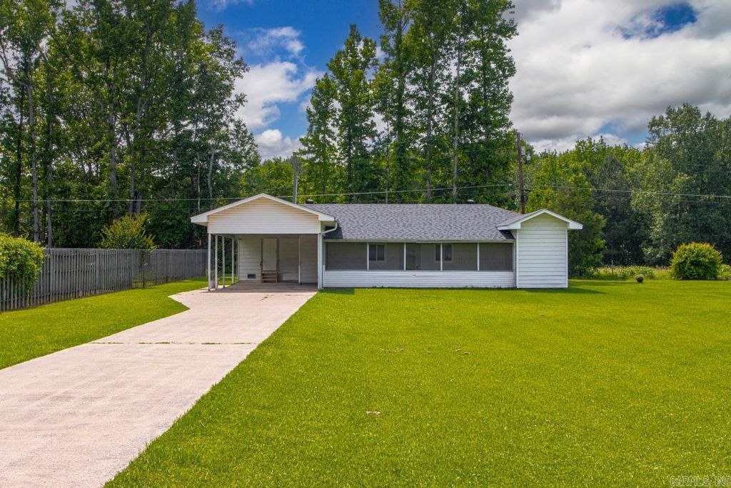 1315 Glenn Road, Jacksonville, AR 72076