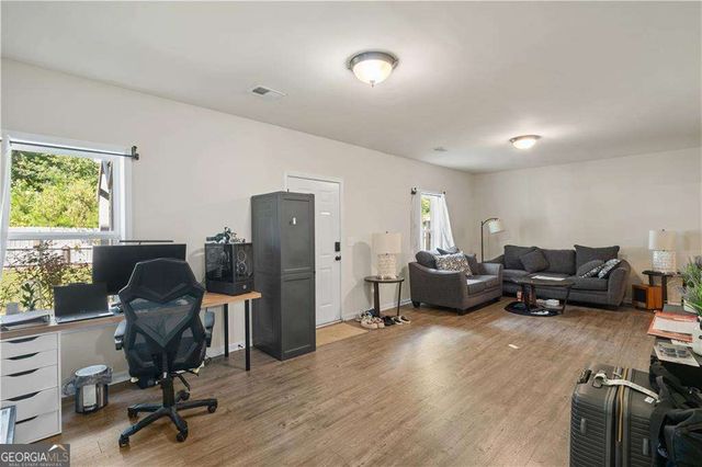 1486 Halletts Peak Place, Lawrenceville, GA 30044