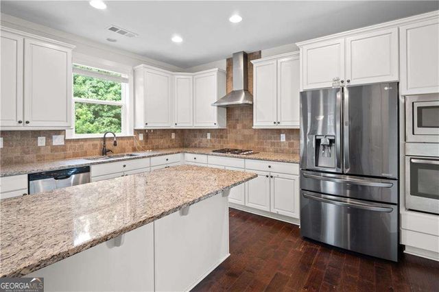 1486 Halletts Peak Place, Lawrenceville, GA 30044