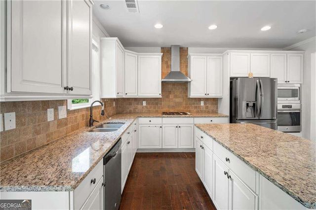 1486 Halletts Peak Place, Lawrenceville, GA 30044