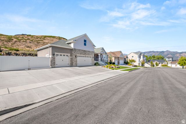 528 W AUTUMN HILLS BLVD, Lehi, UT 84048