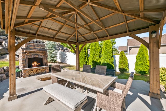 528 W AUTUMN HILLS BLVD, Lehi, UT 84048