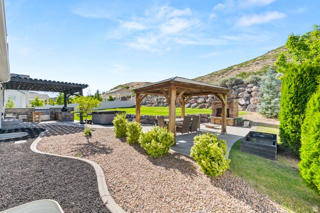 528 W AUTUMN HILLS BLVD, Lehi, UT 84048