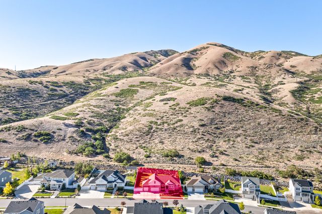 528 W AUTUMN HILLS BLVD, Lehi, UT 84048