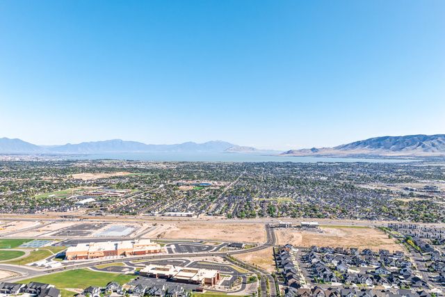 528 W AUTUMN HILLS BLVD, Lehi, UT 84048